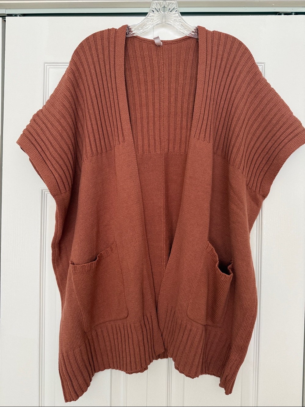 Wishlist Open-Front Short-Sleeve Cardigan in Rust